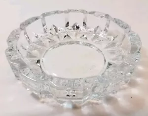 Vintage Deli Glass Ashtray 5 Crystal Clear Heavy-duty Retro Art Deco Mid-Century - Picture 1 of 8
