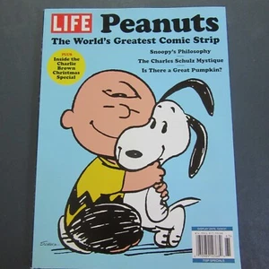 LIFE Peanuts The World's Greatest Comic Strip 2021 - Picture 1 of 12