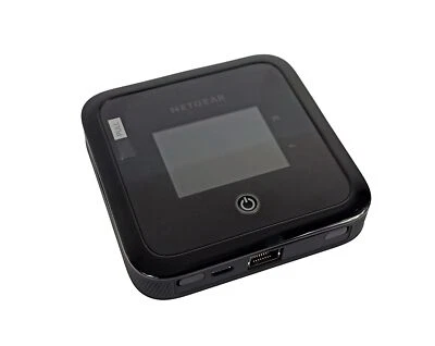 Netgear Nighthawk M5 MR5200-100EUS 5G LTE WiFi 6 - Bild 1 von 2