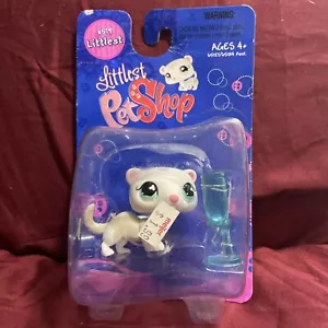 NIB Littlest Pet Shop 2007 Littlest Pet White and Gray FERRET 579 Water Bottle - Picture 1 of 3