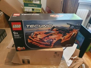 Lego 42093 Chevrolet Corvette ZR1 Neu Karton leicht beschädigt - Bild 1 von 2