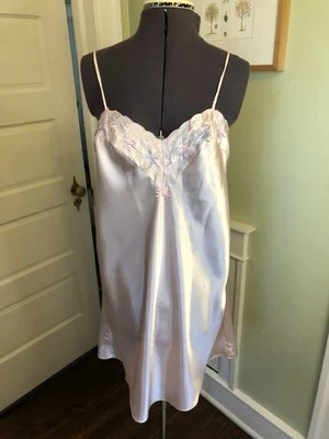 Shirley of Hollywood Pink Satin Chemise with Floral Embroidery Size S - Image 1 of 4