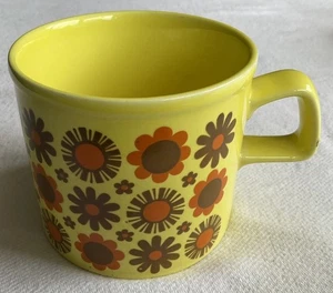 Collectable Vintage Staffordshire Potteries Yellow Coffee Mug Floral c.1970s - Picture 1 of 15
