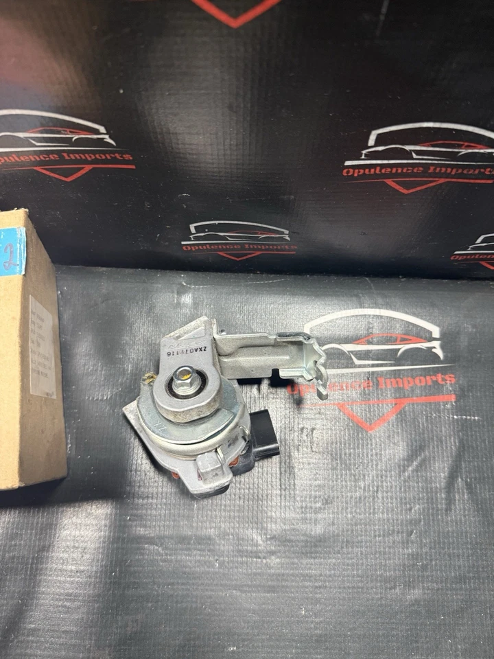 OEM SENSOR ASSY., ACCELERATOR PEDAL 2006-2009 Honda S2000 AP2 37971-PZX-003 - Image 1 of 4