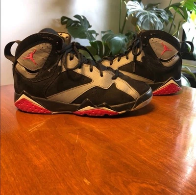 Nike Air Jordan 7 Fuchsia 2015 Basketball Sneakers GS Size 6Y/7.5W - Image 1 of 4