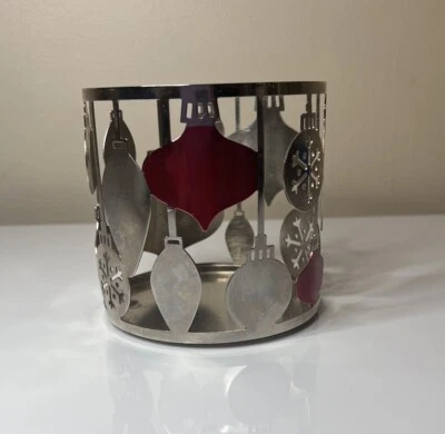 Candelabro de metal rojo plateado Sonoma adorno de Navidad Foto 1 de 4