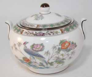 Wedgwood Kutani Crane Bone China Lidded Sugar Bowl c1980s 1st Excellent - Picture 1 of 4