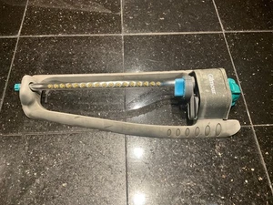 Gilmour; MD Adjustable Rectangle Sprinkler, 3600 SqFt - Picture 1 of 5