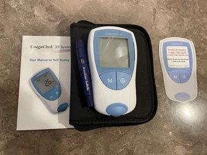Roche Diagnostics CoaguChek XS Meter ~ senza strisce reattive - SOLO parti e custodia - Foto 1 di 5