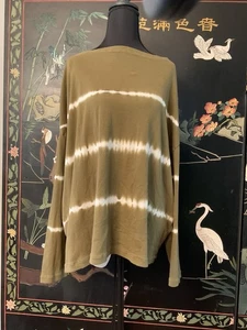 AllSaints 100 % Baumwolle Armeegrün Tye Dye Oversized T-Shirt Medium/Passt aber wie XL  - Bild 1 von 4