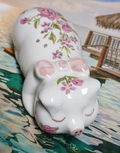 Vintage Avon Keramik weiß und Blumen schlafendes Schwein Potpourri Halter - Bild 1 von 9