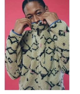 Urban Outfitters Damast Fleece Sherpa Jacke Azteken Flauschig Oversized Medium Zip  - Bild 1 von 6