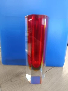 ♥ VASO IN VETRO DI MURANO SOMMERSO DESIGN ROSSO ALTEZZA 22 CM DIAMETRO 6,5 CM - Foto 1 di 3