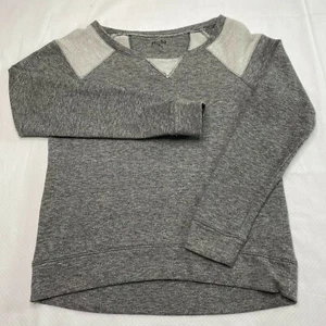 Mudd Juniors Top sz M Gray Long Sleeve Round Neck Lightweight Stretch Casual - Picture 1 of 13