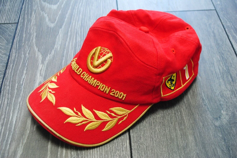 CAMPEÓN DEL MUNDO DE F1 1994-2001 VINTAGE GORRA MICHAEL SCHUMACHER FERARRI ORO ROJO RARA Foto 1 de 4