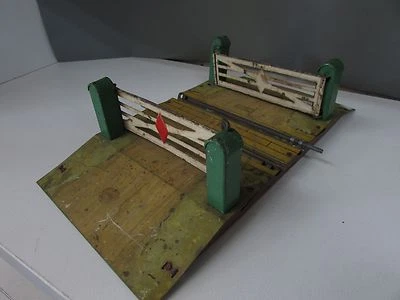 Vintage meccano Railway Toy, Hornby Railway Series gated crossing gates X - Image 1 of 4