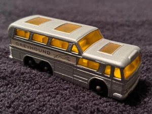 1966-1969 Silver Lesney Matchbox Greyhound Coach Bus Series No. 66, England - Picture 1 of 3