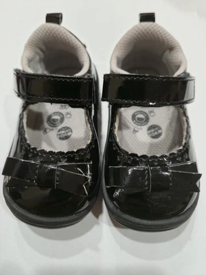 Stride Rite 360 Niños Erica Mary Jane Plano en Acabado Charol Negro, Talla 4M Foto 1 de 4