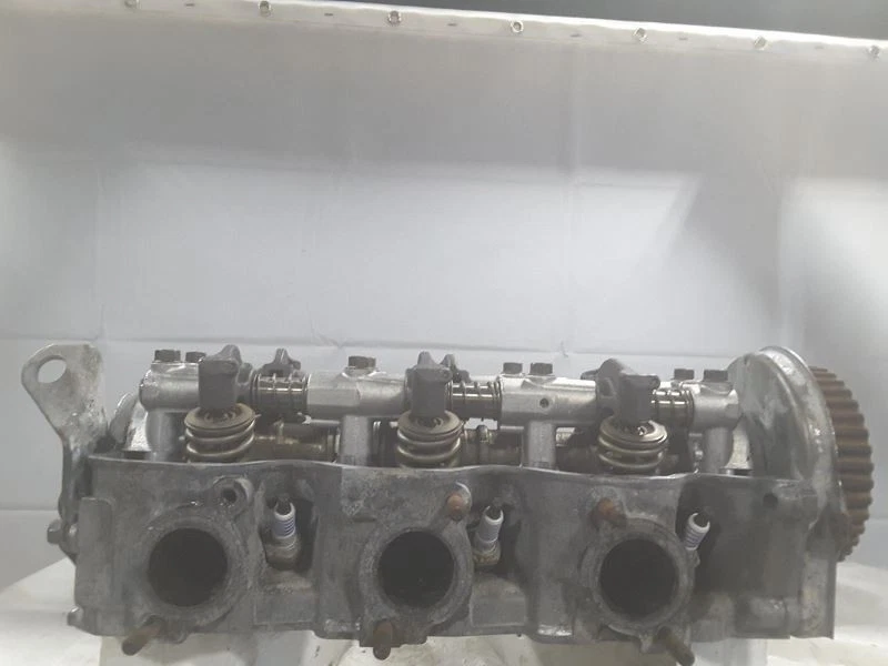 Culata izquierda conductor HYUNDAI SONATA 1989-1995 3,0 L ¡Bonita! Foto 1 de 4