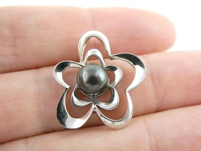 MF Designer Sterling Silver Flower Cultured Black Pearl Pendant 925 3g 1 Inch - Image 1 of 4
