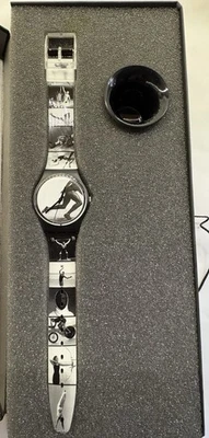 Lote Annie Leibovitz, Reloj Swatch, Libro, Folletos y Bolso... De colección Foto 1 de 4