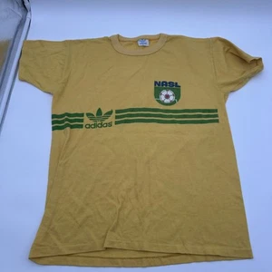 T-shirt maglia Adidas NASL CALCIO vintage giallo verde MiUSA Medium - Foto 1 di 6