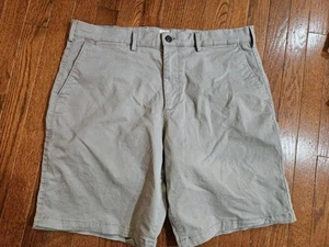 Gap, Mens Shorts, Essential Khaki 10” Sage Green, Mint, Khaki Chinos, Size 36 - Picture 1 of 4