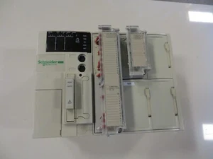 Schneider Electric TSX3721001 (PLC - SET) - Picture 1 of 7
