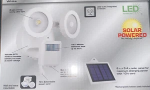 Defiant 600 Lumen 180-Degree White Solar Powered Motion LED Outdoor Flood Light - Picture 1 of 14