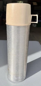 Tazza thermos vintage alluminio a costine 2484 King Seeley argento misura quarto - Foto 1 di 5