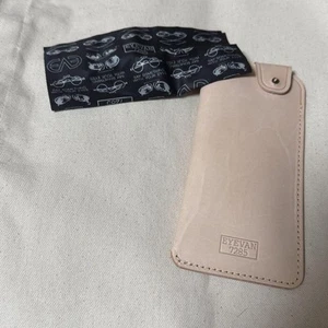 Eyevan7285 Leather Glasses Case with Cleaning Cloth Used No PetsTobacco - Picture 1 of 3