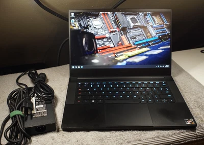 Razer Blade 2021 14" Ryzen 9 5900HX, RTX 3060, 16GB RAM, 1TB SSD | RZ09-0370AE23 - Image 1 of 4