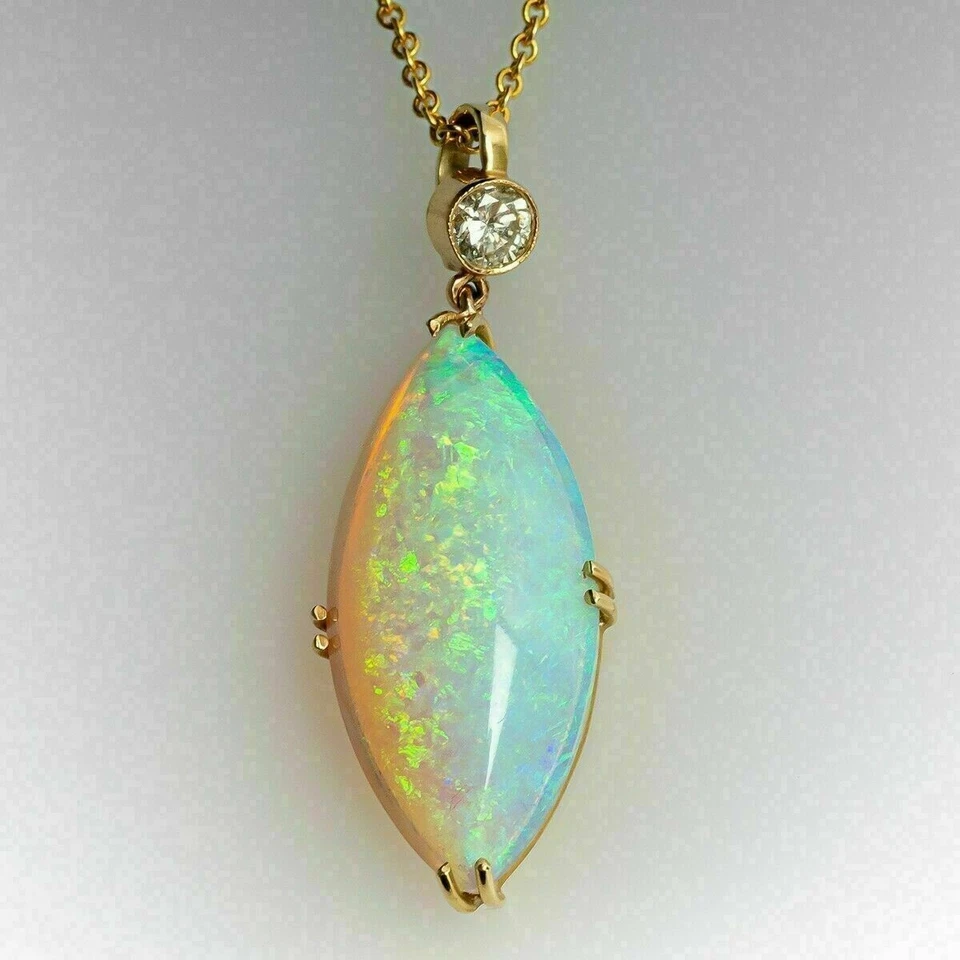 Colgante de regalo de ópalo de fuego simulado corte marquesa de 3 quilates para mujer enchapado en oro amarillo de 14 k. Foto 1 de 4