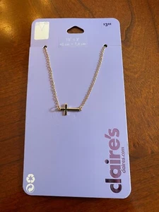 Collana con ciondolo croce oro nuova di Claire's - Foto 1 di 2