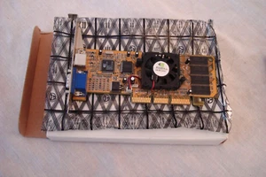 NVIDIA GEE FORCE GRAPHICS CARD, 64MB, VGA & S-VIDEO, VINTAGE COMPUTER PARTS, VGC - Picture 1 of 4
