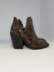 Steve Madden Womens Size 8.5 Rookie Faux Snakeskin Ankle Boot Western Style - Picture 1 of 6
