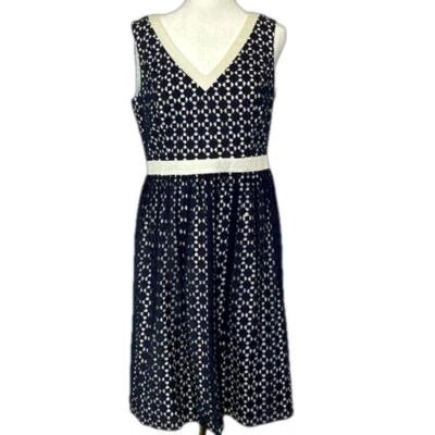 Anne Klein Sleeveless Dress Size 10P Blue/White Geometric Cutout Knee Length NWT - Image 1 of 4