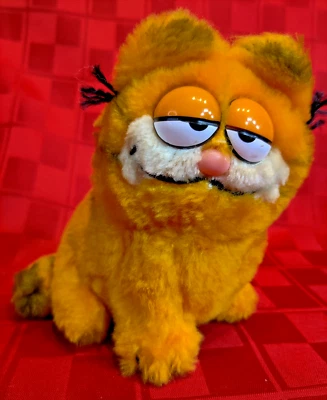 1981 Vintage Dakin Garfield Cat Small Sitting Stuffed Animal 5” Plush  - Image 1 of 4