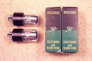 Due, NUOVI, Sylvania 6SN7GTA, nero, 3 rivetti Bad Boy, cupola cromata, coppia date abbinate - Foto 1 di 7