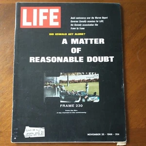LIFE Magazine November 25 1966 JFK Lee Harvey Oswald Warren Report - Picture 1 of 2