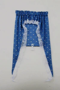Dollhouse Miniature Curtain - Tiffany Hearts with Shade, by Barbara O'Brien - Imagen 1 de 1