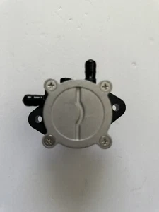 Suzuki Outboard Low Pressure Fuel Pump 15100-89L11, 15100-89L10 NOS OEM   EMP - Picture 1 of 3
