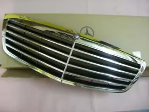 MERCEDES-BENZ W221 S-CLASS FRONT RADIATOR GRILLE S550 S63 07-09 NEW GENUINE OEM - Picture 1 of 1