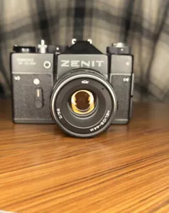 SLR Film Camera 35mm Tested ZENIT-TTL Helios 44M 2/58 Vintage TTL Metering USSR. - Picture 1 of 8