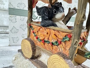 Charming Tails tales figurine sculpture vtg mice skunk Stewarts Choo Choo ride - Picture 1 of 7