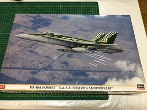 Hasegawa 1/48 F/A-18A Hornet R.A.A.F. 77SQ 70th Anniversary RAAF Australia 07361 - Picture 1 of 3
