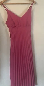 Jessica Simpson heißrosa plissiertes Kleid Gr. S - Bild 1 von 6