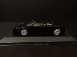 Bugatti EB 110 1991 Minichamps Rare Diecast Vehicle in 1/43 scale READ - Picture 1 of 6
