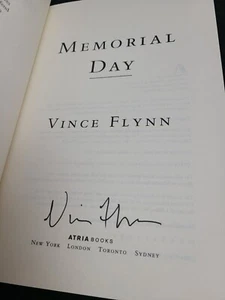 Vince Flynn MEMORIAL DAY SIGNED First Limited Edition Hardcover Leather Special - Picture 1 of 11