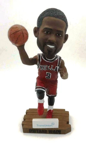 Dwyane Wade Bobblehead 2016 - 2017 Chicago Bulls SGA Violence Prevention Nite Cover